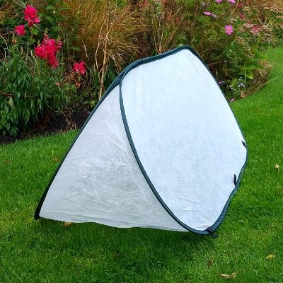 Cloches & Tunnels – Pop Up Triangle Cloches – Fleece Cloches - Pop-Up Fleece Cloche – small (1m long x 0.4m wide x 0.4m high)