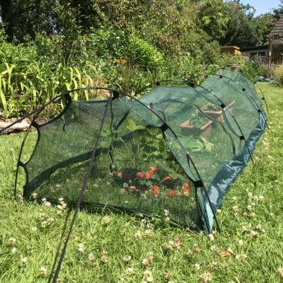 Cloches & Tunnels – Grow Tunnels – Pro-Gro Net Tunnel Cloche – 3m long x 0.5m wide x 0.75m high