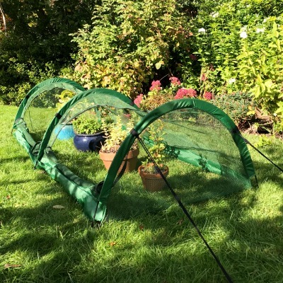 Cloches & Tunnels – Grow Tunnels – Pro-Gro Net Tunnel Cloche – 2m long x 0.5m wide x 0.75m high