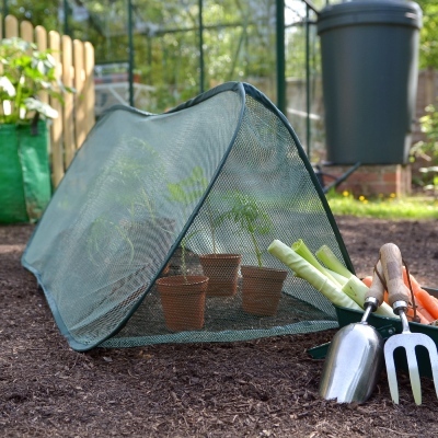 Cloches & Tunnels – Pop Up Triangle Cloches – Net Cloches - Pop-Up Net Cloche – large (1.5m long x 0.6m wide x 0.6m high)
